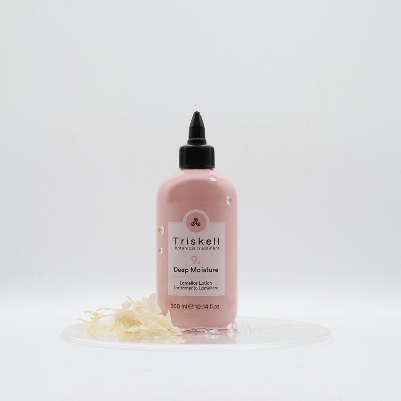 Flacone rosa di Triskell Deep Moisture Lamellar Lotion
